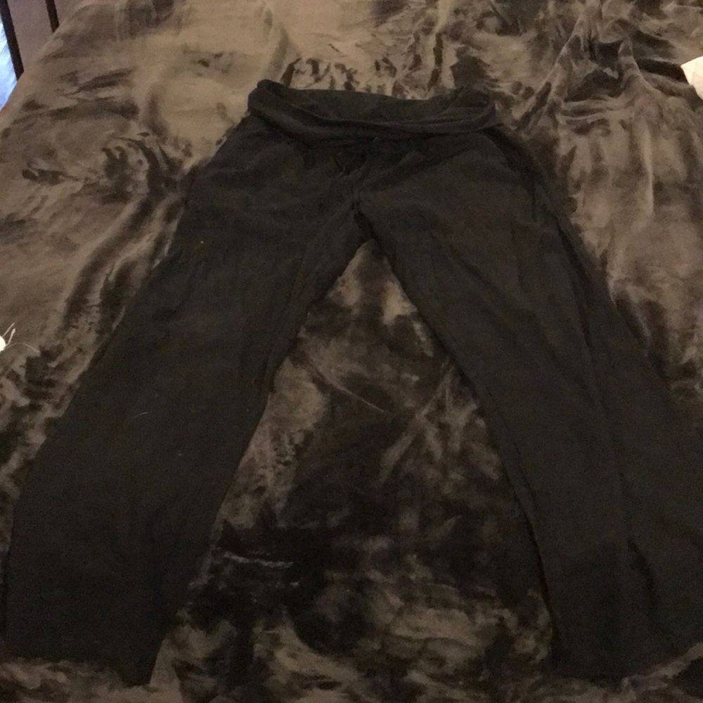 Maternity linen pants